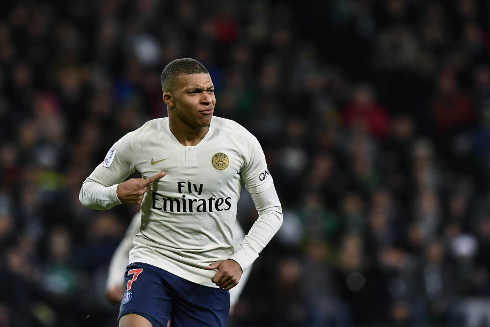 詹姆斯连续1297场得分上双纪录终结 上次距今已隔6908天